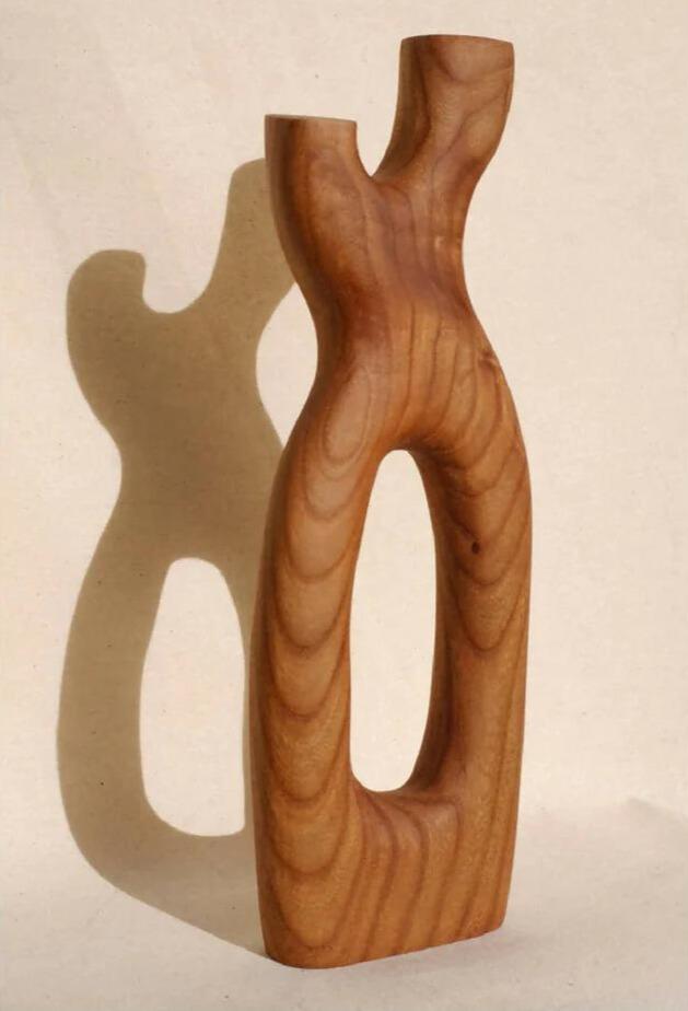 sculpture en orme design biophilique